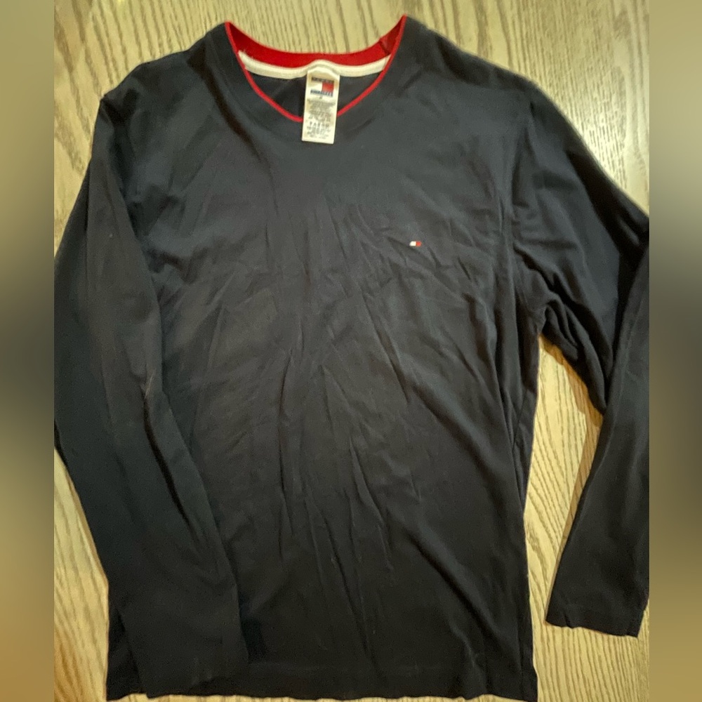 TOMMY HILFIGER Men’s Medium Navy Pullover Shirt